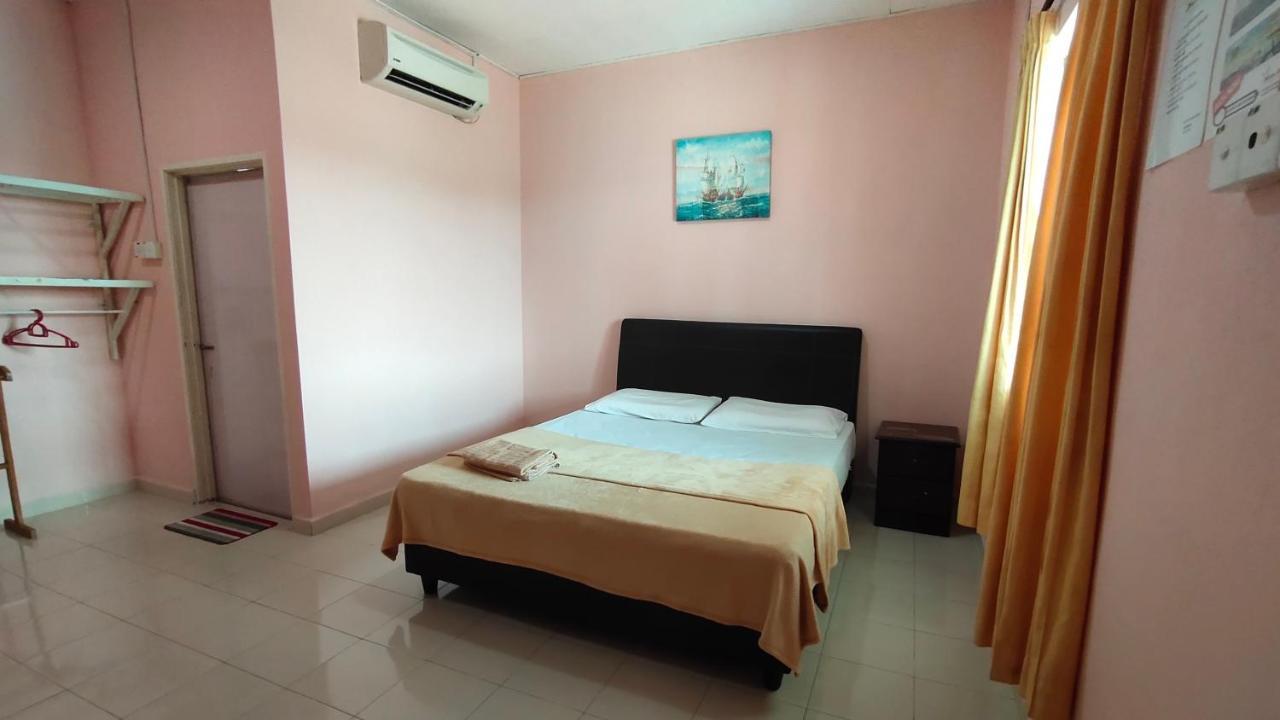 Huda Inn Pantai Cenang  Exterior foto